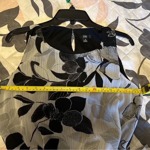 JBS Dress - Picture 3 of 4